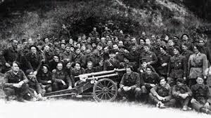 93eRAM's tweet image. Il y a 82 ans à Voreppe, les canons des artilleurs de montagne stoppèrent une panzer division, évitant à Grenoble l’outrage d’une conquête par les nazis, et confirmant l’invincibilité de l’armée des Alpes. Honneur à nos Anciens et à leur courage. De roc et de feu ! #93ram