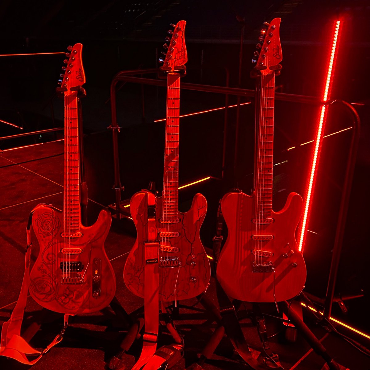 DaveKilminster's tweet photo. So, three custom Suhr guitars AND a lightsaber!!! 

I think I’m ready for the first TINAD show in Pittsburgh this Wednesday!! 😎

🌖🌗🌘🌑🌒🌓🌔

@SuhrCustom @johnsuhr #roseisback #thisisnotadrill #guitarporn https://t.co/XF95wyVp2X