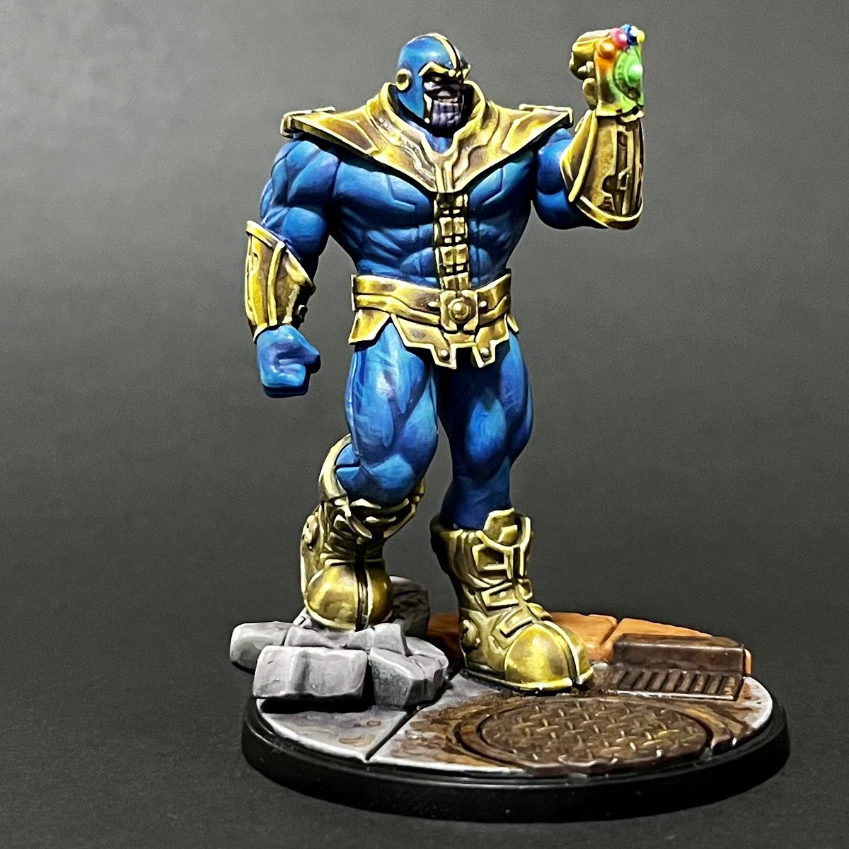 ReaKody's tweet photo. Thanos ready to bring death to all. 

C&amp;C appreciated! #paintingprotocol @atomicmassgames https://t.co/ItkOIu52b4