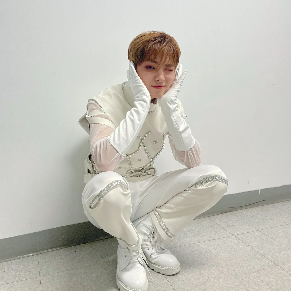 ghost9_ph's tweet photo. [220703 official.ghost9 IG]

🐿😉🤍
#보조개강람쥐 #DimpledSquirrel
#LEEKANGSUNG #이강성
#GHOST9 #고스트나인 https://t.co/REg7H0Ua3A