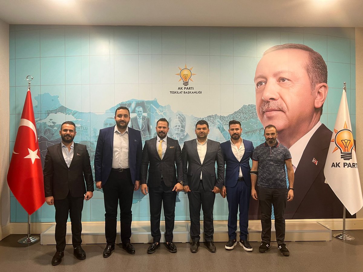 AK Parti Teşkilat Başkanlığı’nı ziyarette bulunduk. Göstermiş olduğu ilgi ve alakalarından dolayı teşekkür ederim.

📍#AKPARTİTEŞKİLATBAŞKANLIĞI 

<a href="/RTErdogan/">Recep Tayyip Erdoğan</a> <a href="/erkankandemir/">Erkan Kandemir</a> <a href="/metinbulut23/">Metin BULUT</a> <a href="/ibrahimeyyupogl/">Av.İbrahim EYYÜPOĞLU</a> <a href="/onur_tre6/">Onur Türe🇹🇷</a> <a href="/SamedTercan/">Samed Seddar Tercan</a> <a href="/azizelmast/">Aziz Elmas</a> <a href="/AKGMTeskilat/">AK Parti Teşkilat Başkanlığı</a> <a href="/AkHaliliiye/">AK PARTİ HALİLİYE</a>