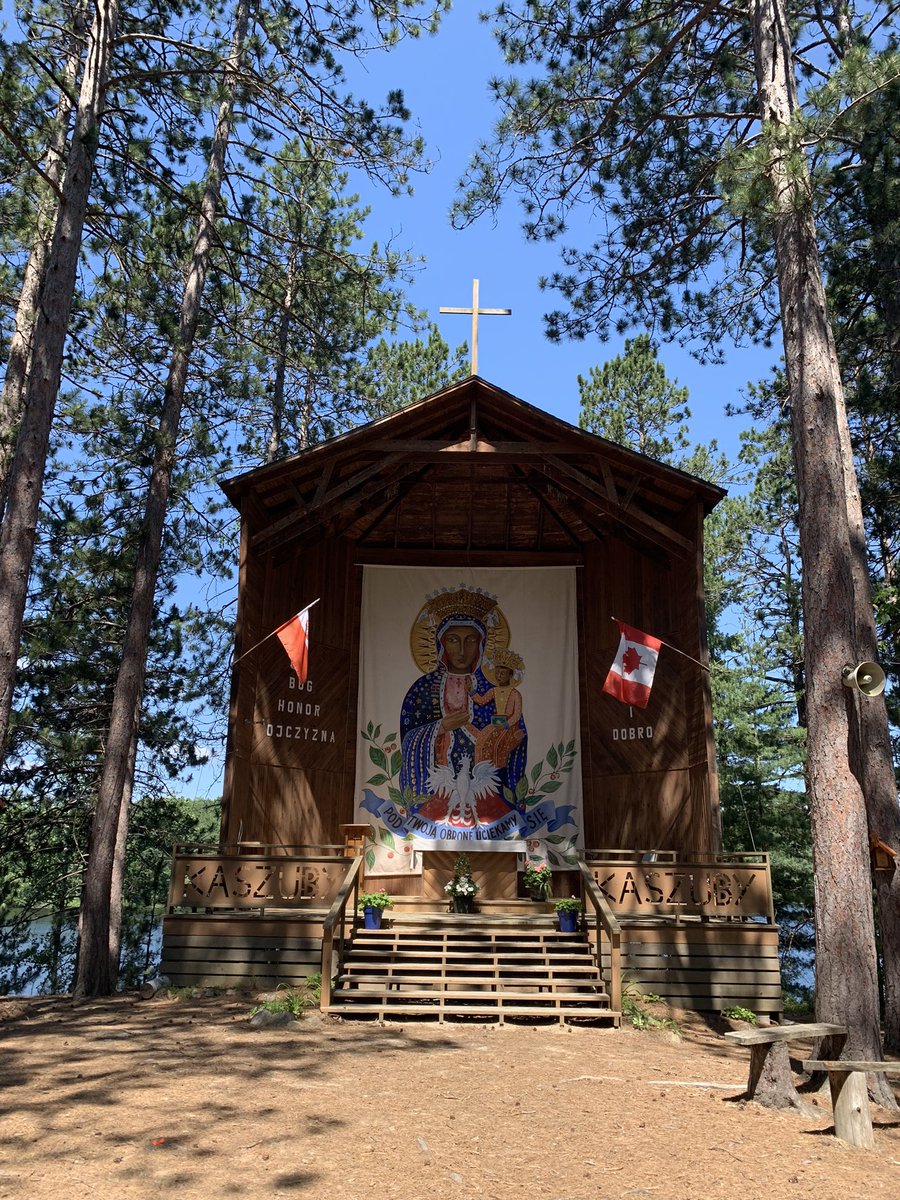 Mrs. Lanthier tweet media