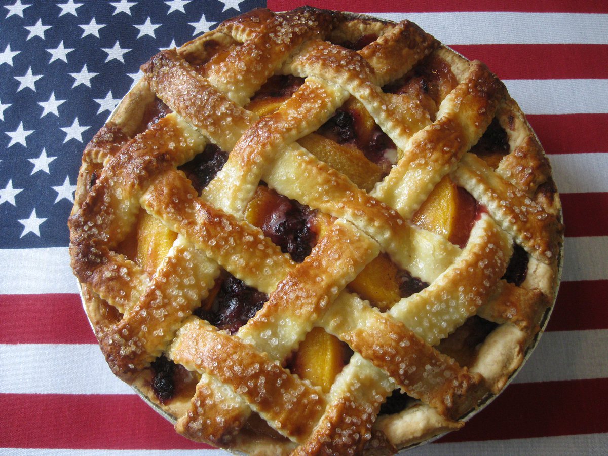 cookingwithmrc's tweet photo. #SundayMotivation #FourthofJulyWeekend #pie #desserts #sundayvibes #FourthofJuly #FourthofJuly2022 #JCInTheKitchen https://t.co/aAzZOz3hOF