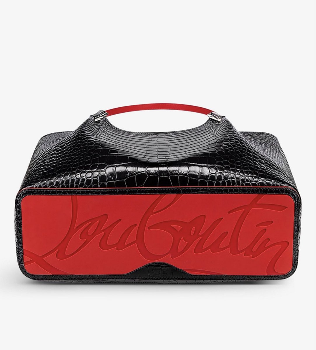 Rukayya_NG's tweet photo. Christian Louboutin 
N1,158,000 https://t.co/YAv9fWfXlA