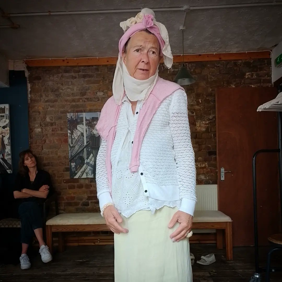 LondonDreamtime's tweet image. As well as being swept away by fairytales I also get to chat about stories and meet loads of lovely people. Thanks to everyone who made story co op a joy today. We were also delighted to se @darkartopia who designed the fox and cat image for us!