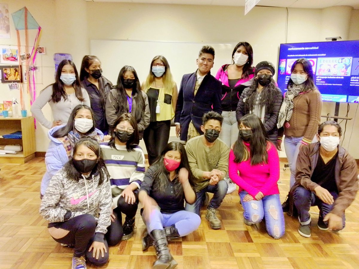 DecidesEl's tweet photo. #TudecidesElAlto || Agradecemos a la Red Tú Decides La Paz por la invitación para ser partícipes en el Conversatorio "Encuentro Diverso" en mira al Día del Orgullo LGBTIQ+

#DSDR #JovenesEnAccion #encuentrodiverso #diadelorgullolgbt #LGBTI #tudecidesBolivia https://t.co/tjimHrw9Nf