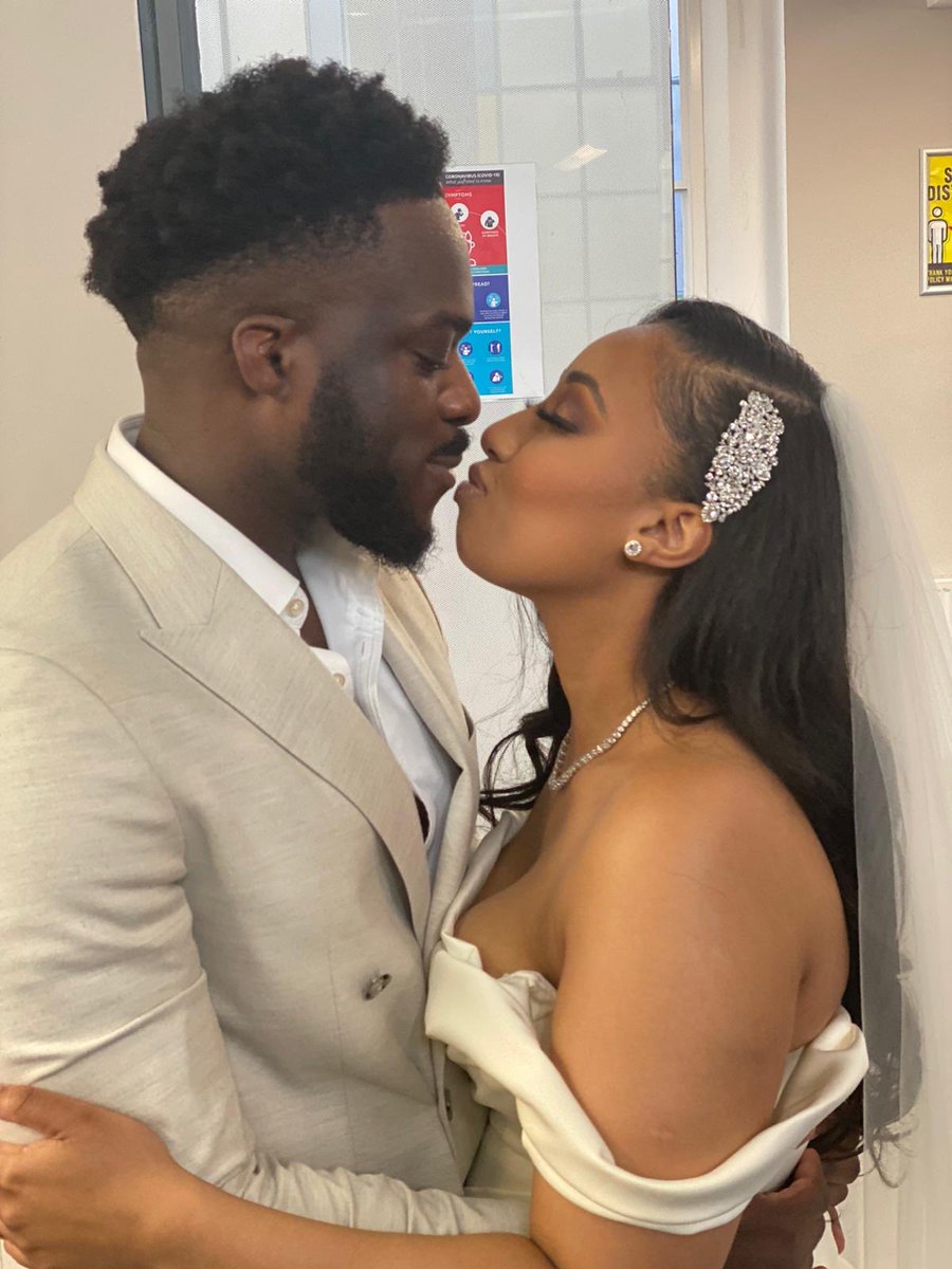 _Unknown_D_'s tweet image. Happy to be celebrating my wedding anniversary today! Please pray that I will share many more decades with my wonderful wife.