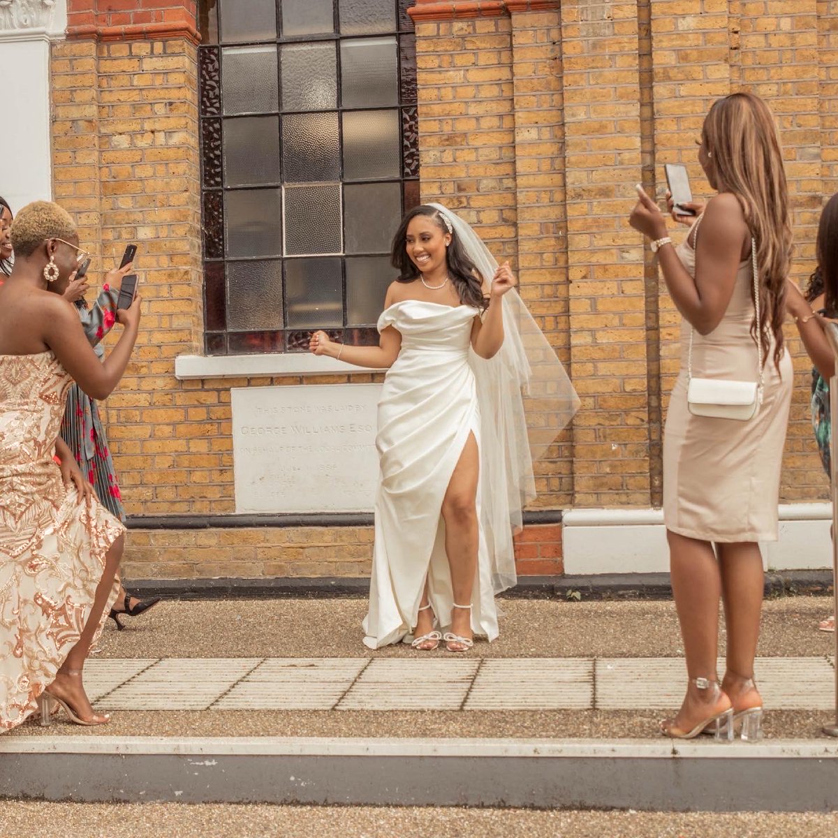 _Unknown_D_'s tweet image. Happy to be celebrating my wedding anniversary today! Please pray that I will share many more decades with my wonderful wife.