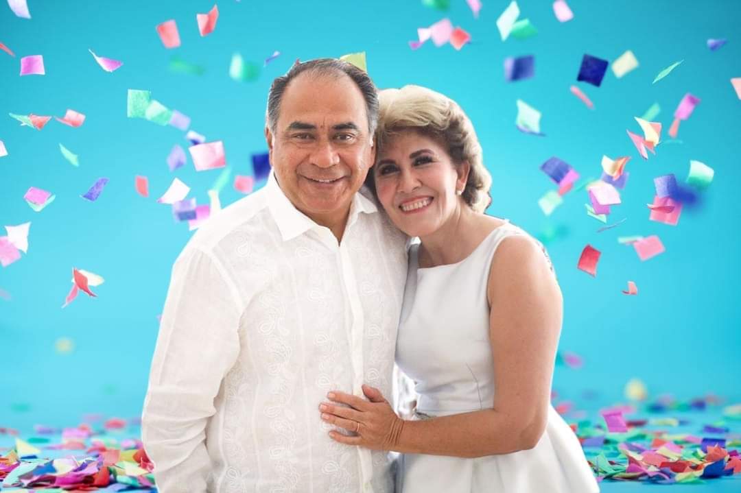 Que Dios bendiga tus años, con todo mi cariño y amor, felicidades <a href="/HectorAstudillo/">HectorAstudillo</a>