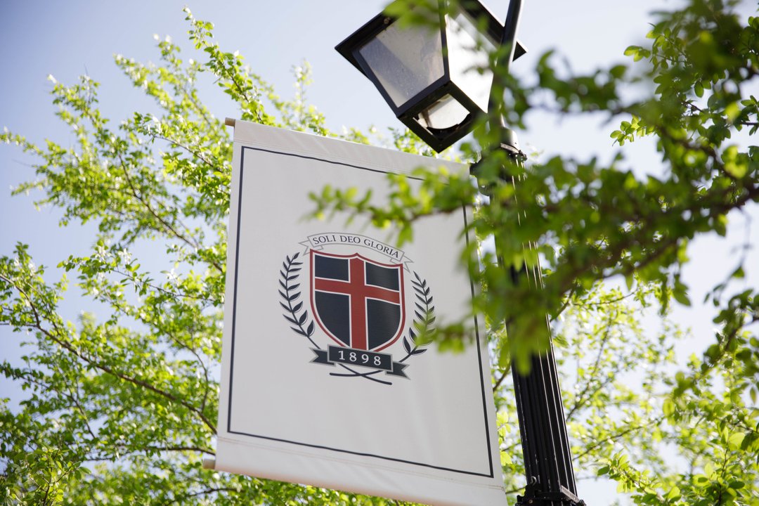 DBUAlumni's tweet photo. You are the Lord, you alone. You have made heaven, the heaven of heavens, with all their host, the earth and all that is on it, the seas and all that is in them; and you preserve all of them; and the host of heaven worships you.

N E H E M I A H  9 : 6 https://t.co/aZDrWBjF6E