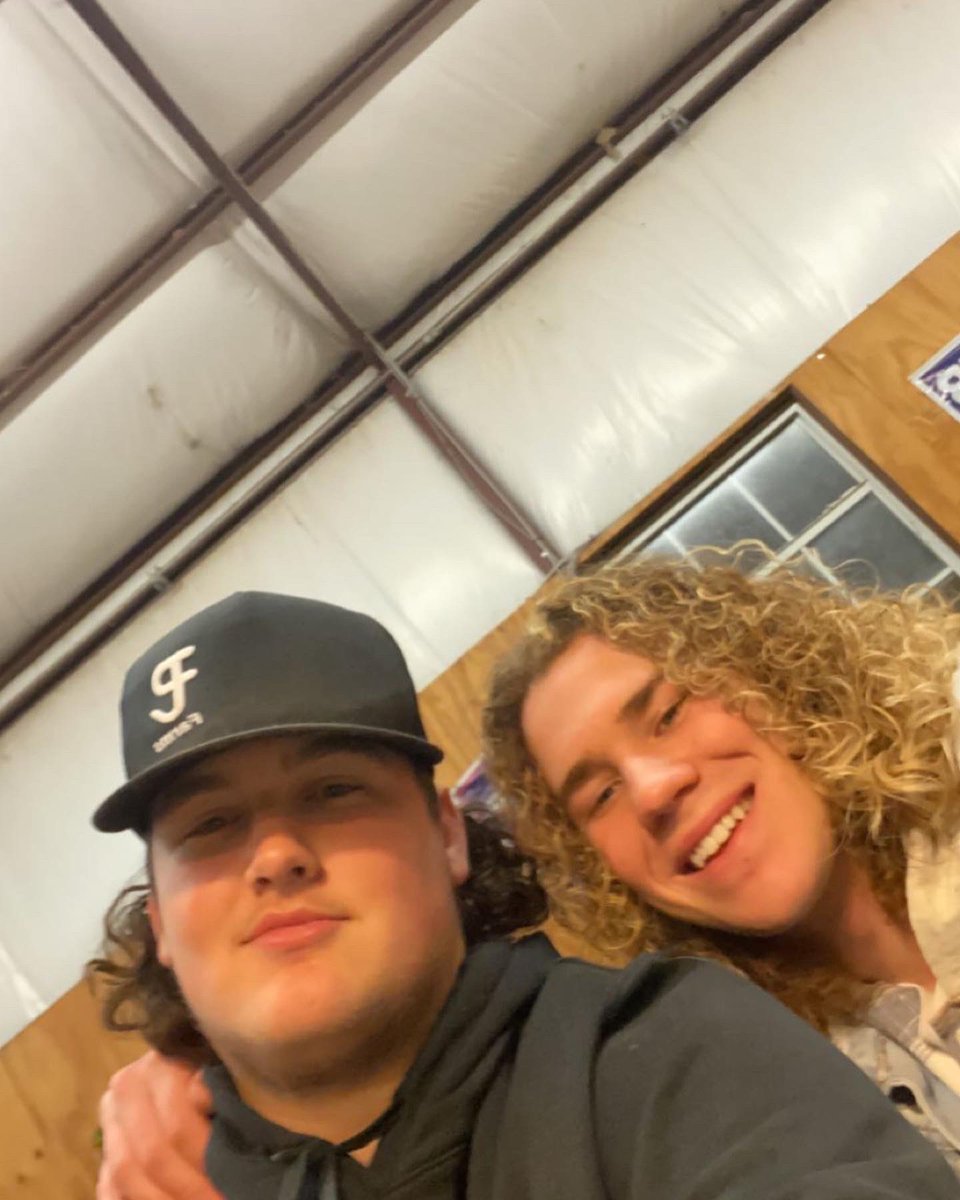 Heaven gained one of the best people I know. I can't put into words how much you meant to everyone that has ever been around you. brexten, thank you for always being you, you were everyone's best friend, you'd put a smile on anyones face. rest easy buddy, love you always.❤️ #BG10