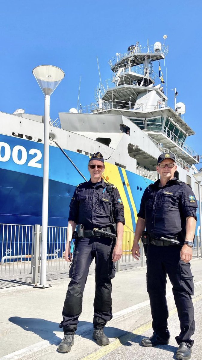 KBV 002 Triton ligger i Visby hamn under Almedalsveckan. Det kommer finnas möjlighet att gå ombord och få se delar av fartyget och dess utrustning samt träffa besättningen. Hela programmet finns att läsa på vår hemsida. Välkomna!#Kustbevakningen #Coastguard #almedalen #Visby