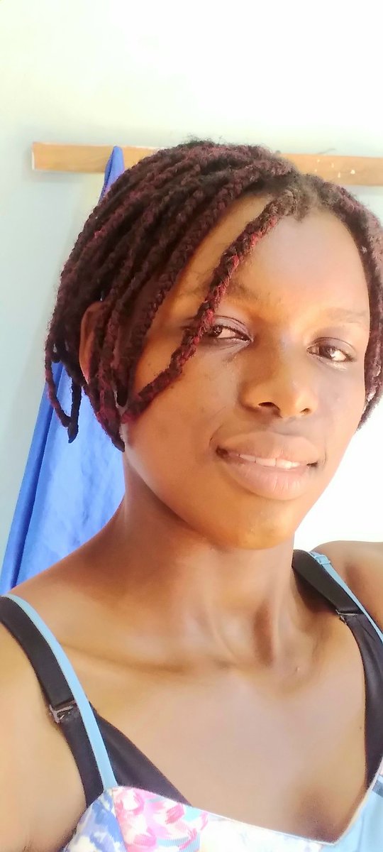 funajab2's tweet image. She's the proximity of the house