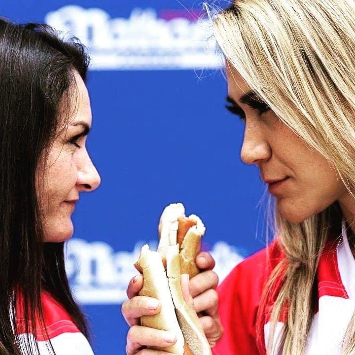 FBTSpod's tweet image. Two Champions enter… One will leave… A unification title bout for the ages!

Who you got in @cardboardshell v. @OMGitsMIKI?
🌭 🗽 🌭