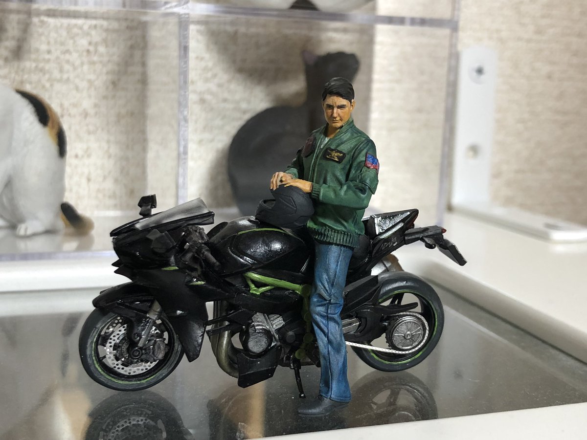 トリファクトリー 1/32スケール トップガン パイロット 細かくて作り