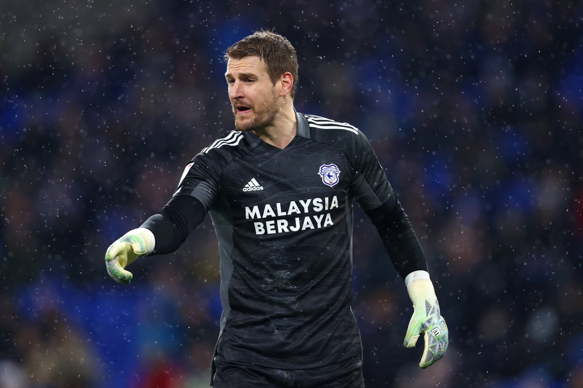 Free agent XI with market value of £14m that Championship sides can still sign for nothing

mirror.co.uk/sport/football…