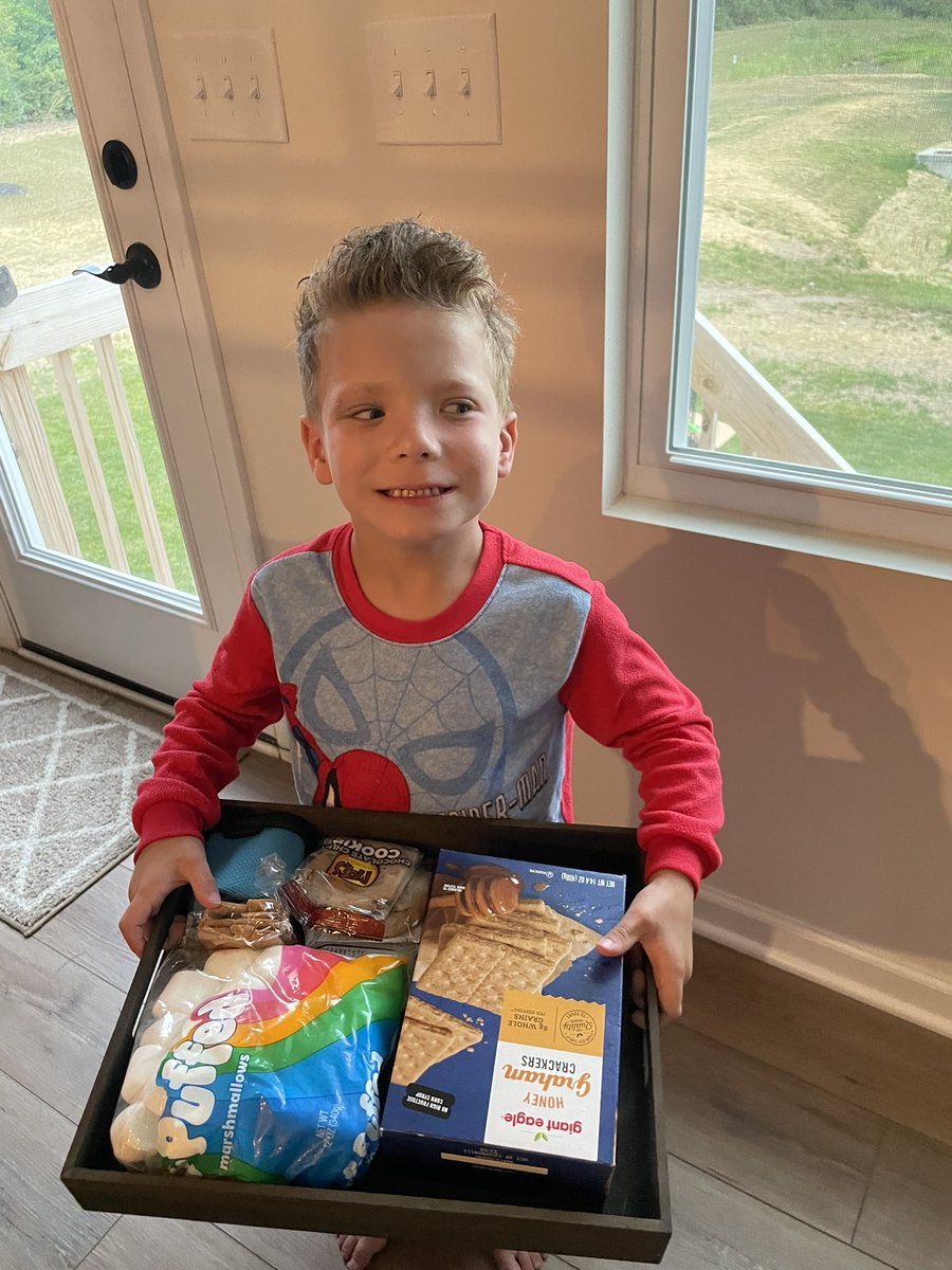 Fourth of July weekend calls for Farmers markets, fire pits, and family fun! Loved getting to watch my sweet nephews this weekend, hope everyone has a safe and happy fourth 🎊🇺🇸