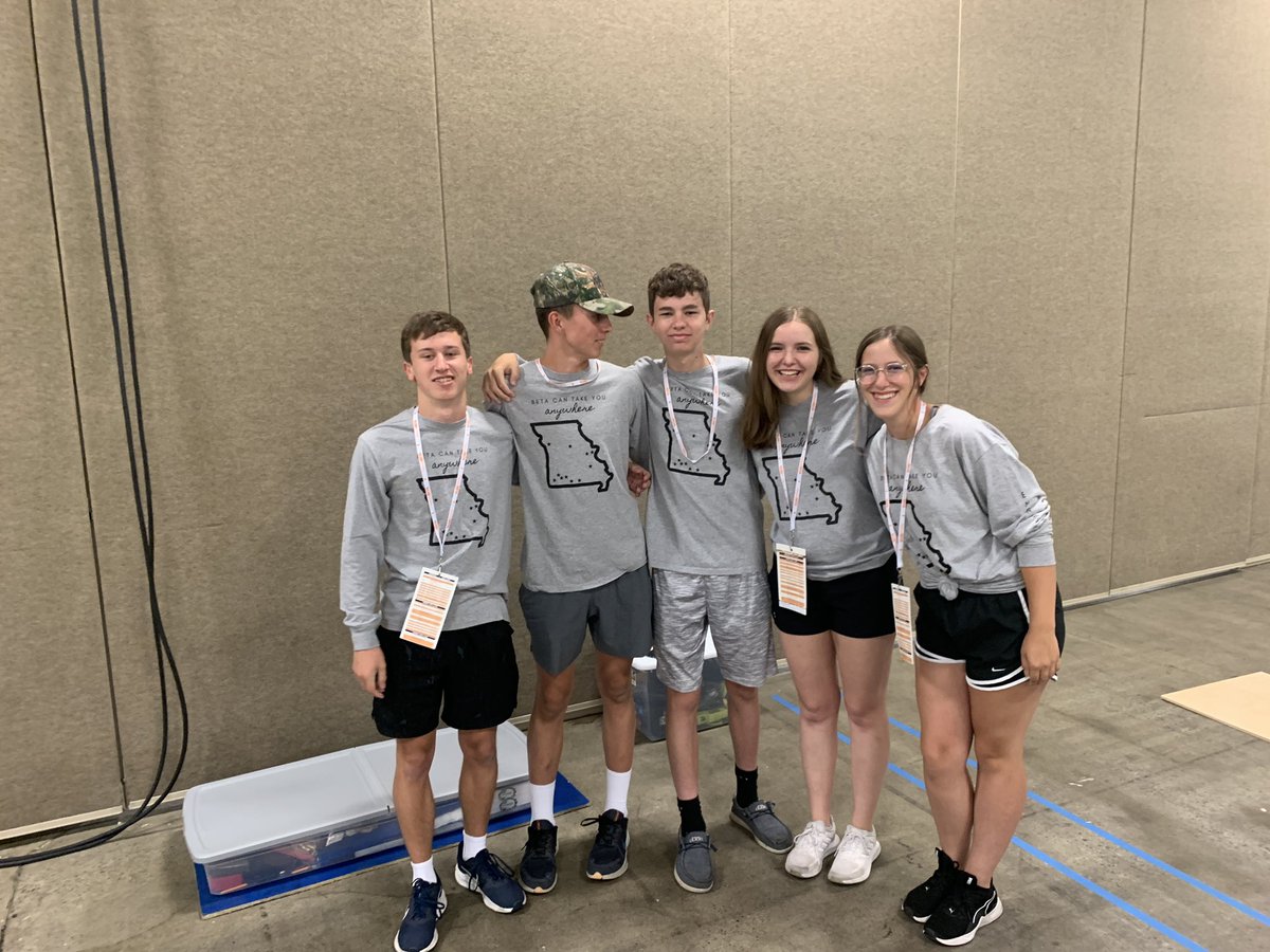 MistyGrandel's tweet photo. So proud of Luke Holmes, Isaac Vickers, Drew Jones, Kayce Collins, and Grace Grandel for placing 8th in Engineering at National Beta Convention! #betafamous @FordlandEagles @FordlandR3Scho1 @VickersEDU https://t.co/L8wSmCjeeO