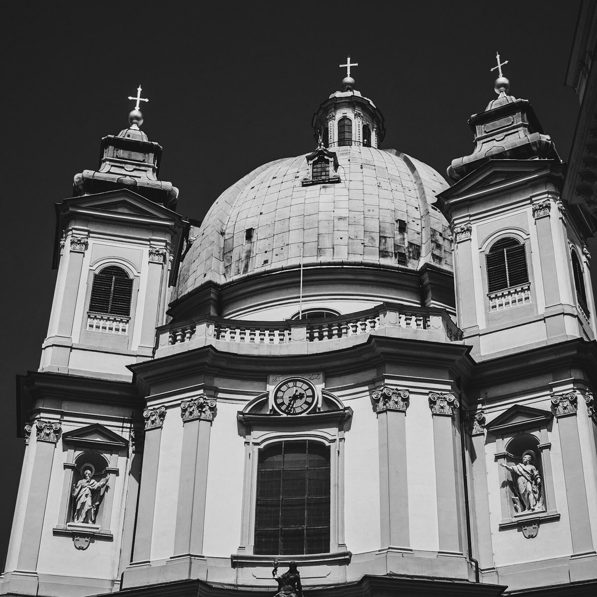 hans_berndl's tweet photo. Peter’s Church … Vienna, Austria
#streetphotography 
#urbanphotography 
#hyperfocal 
#LeicaT 
#TTArtisan28mmf56 
1/1000 sec at f/8, ISO 100 https://t.co/sMeJ8CgwXy