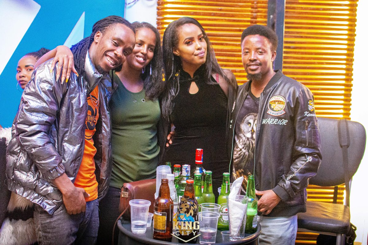 Mc_Smarter's tweet photo. Then Later ...We Did A Pre-Launch Of The Newest King In Town. KING CITY. ⚡💯 
Aftermath>>> KING CITY PRE- LAUNCH At The King City  Eldoret. 💯 Party Did A Shell.
#Shellingz 
#RoughAndRugged https://t.co/TPv6Far5UJ