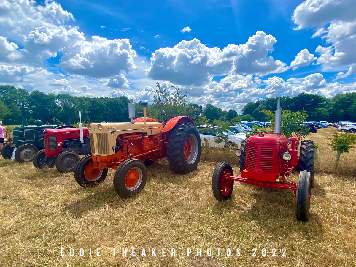 eddietheaker's tweet photo. Lovely afternoon #walk to the Festival on the Fens organised by @LOHProject to #celebrate 20 years of #conservation well done all a great afternoon of festivities. #talks #walks #music #vintagetractors #sheepdogtrials #countryskills #food #drinks #countryside #countryfile https://t.co/3EeOl3GhB1