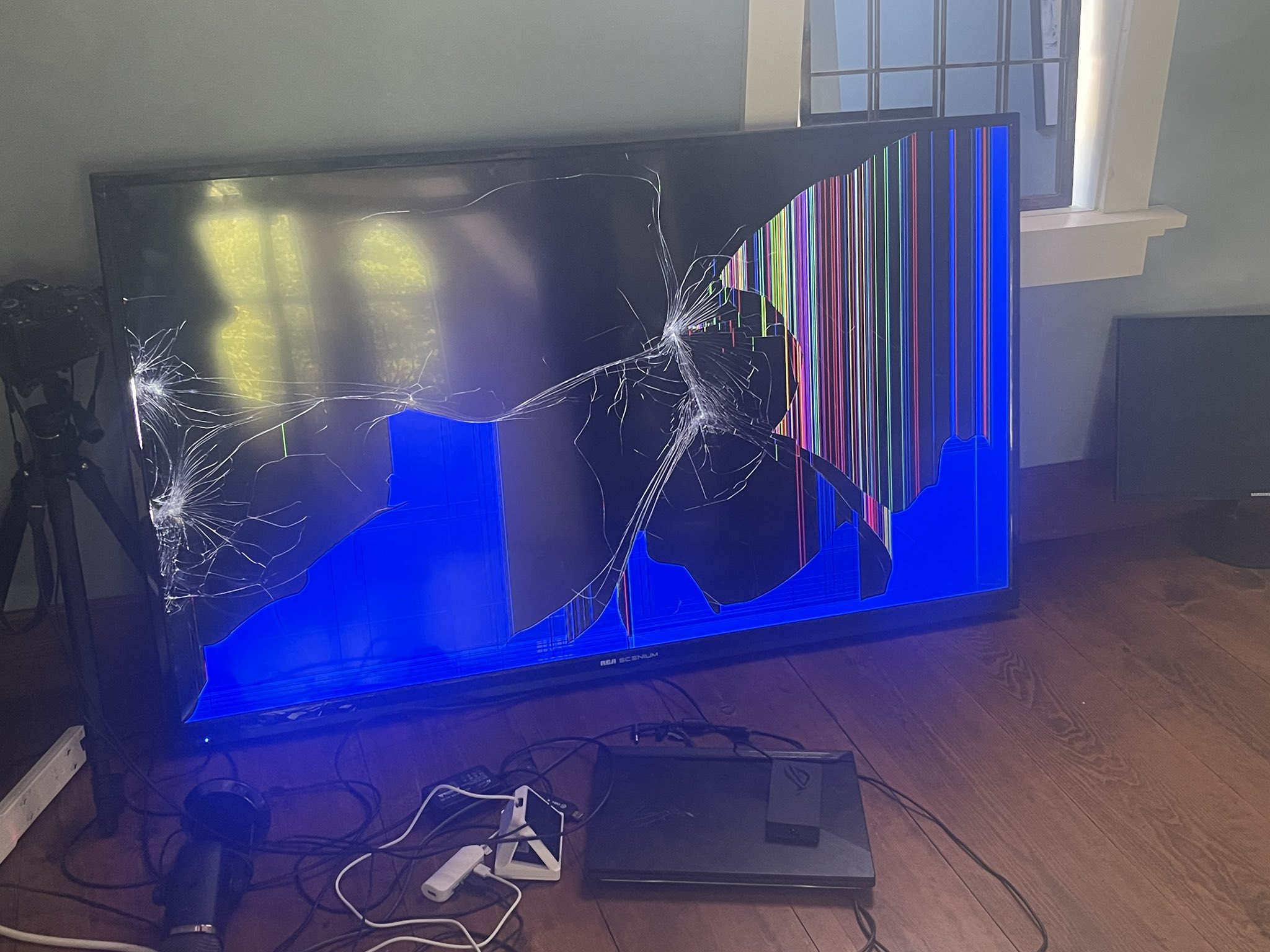 TW Pornstars - Lara Loxley. Twitter. Fuuuuuuuuuck :(. 3:47 PM - 3 Jul 2022