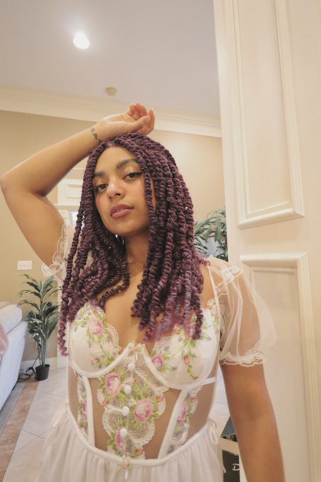 Purple Rain 💜 https://t.co/UkzS4X1WxP<a href="/tag/phmodelcontest"class="tags"><span>#phmodelcontest</span></a>