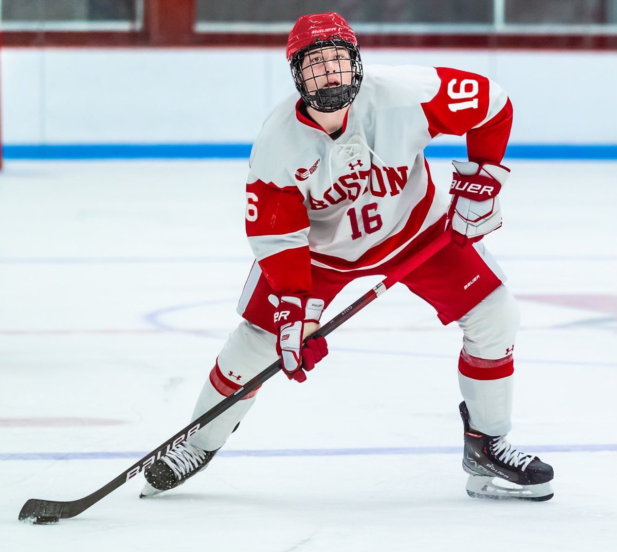I am incredibly excited and honoured to announce my commitment to play Division 1 hockey at Boston University. I would like to thank my friends, coaches and, most importantly, my family for their endless support. ❤️🤍 #terriershockey