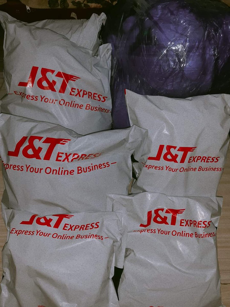 kkplushies's tweet photo. For shipping tomorrow. 7 parcels, including that big plastic full of apeach merch. (A mother spoiling her daughter #Sabaok). Thank you everyone for your unending support. Hihe ππ₯°π₯°π₯° https://t.co/1MAZi59RzE