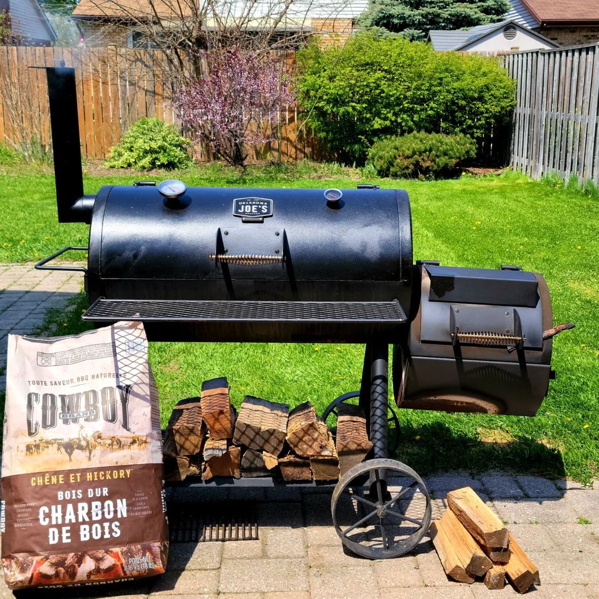 CowboyCharcoal's tweet photo. Happy 4th of July Weekend! 🎆 Don't forget to tag us and use #CookinWithCowboy to be featured 🤠
📸mcouture
#4thOfJuly #IndependanceDay #CookinWithCowboy #cowboycharcoal #bbq #grill #thecowboyway #firecooking #charcoal #grilled #grilling #bbq #foodie #foodinspiration https://t.co/Jf39uNUB2j