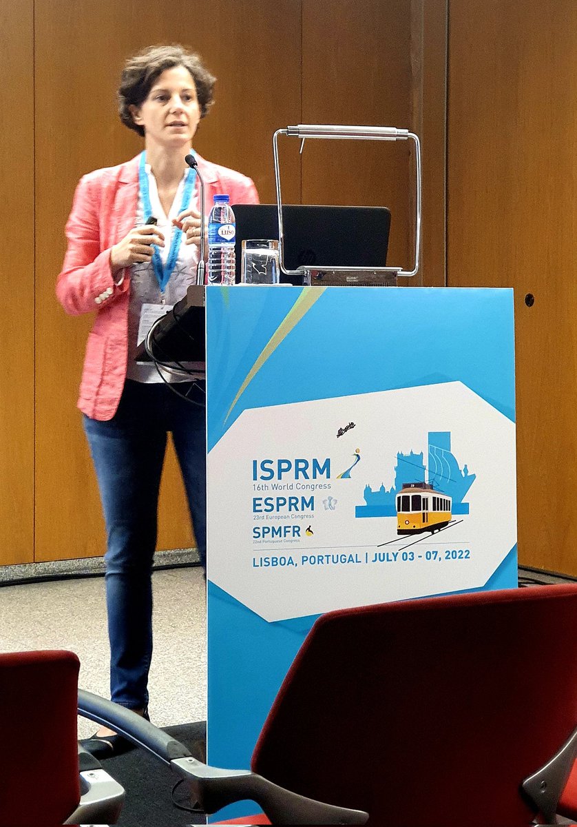 CarlotteK's tweet image. And @chiara_arienti explains #forestplot and #effectsize! #ISPRM2022