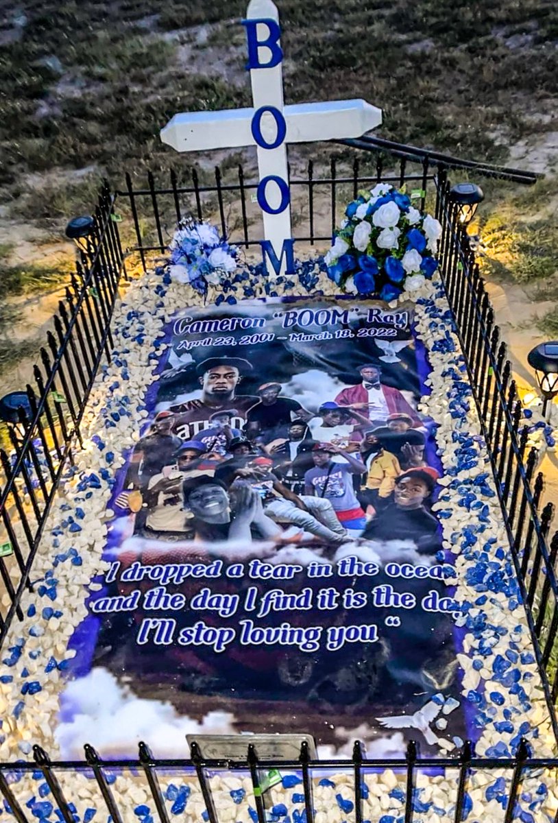 MzDewMe's tweet image. #justiceforcam
#justiceforboom
#LLBOOM

We won’t stop until everyone responsible is held accountable. EVERYONE! Not the ones you choose.