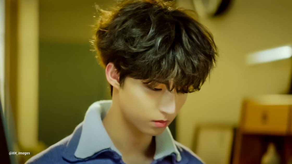 XH_Images's tweet photo. Jun Han visual is no joke. Love this style for him. currently obsessed with this look. 😍😄

#XdinaryHeroes #XdinaryOriginS2_EP1 #HelloWorld_D17 #JunHan #준한 https://t.co/PtryQu3fza
