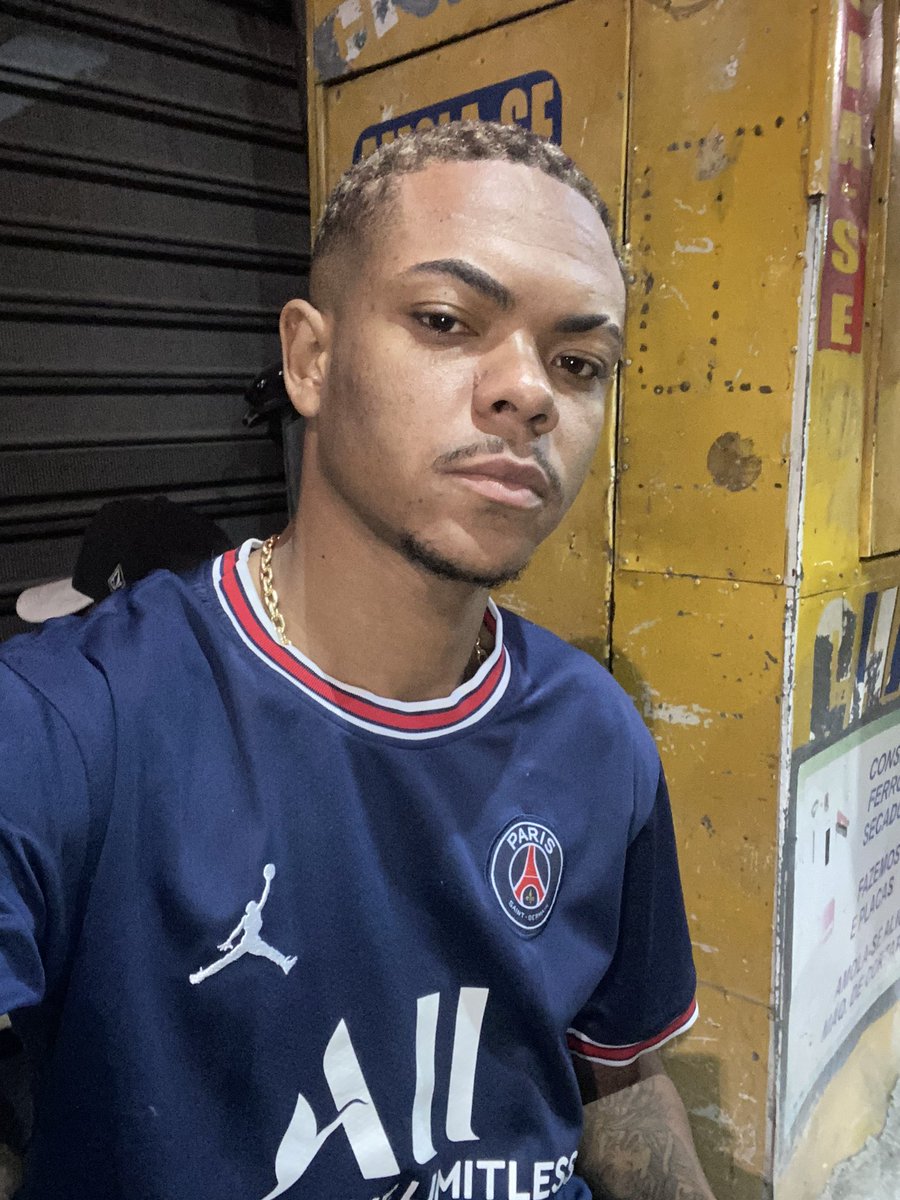 EdsonnMartins's tweet photo. Paz no domingo 🙅🏽‍♂️🚀 https://t.co/AAeDmys6Ok