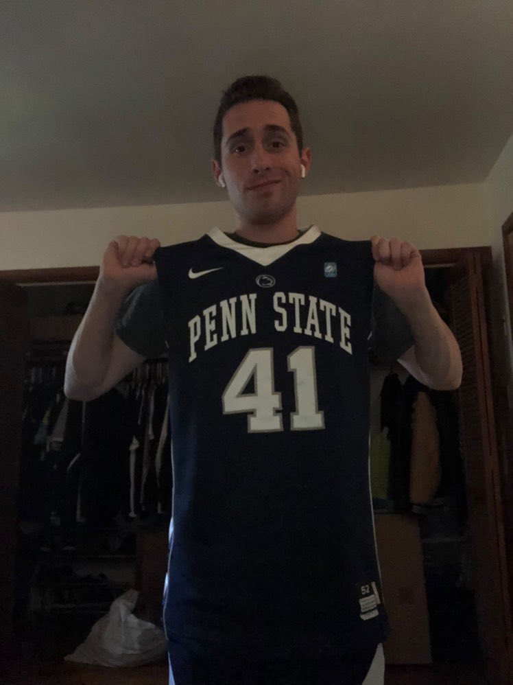 LegionofBluePSU's tweet photo. The individual formerly known as PSU TV Guy, AKA @ethanjcook98 , is repping the old threads from his place in Stroudsburg, PA! #LoBaroundtheworld 

Get your submissions in today! https://t.co/lYUTXKOYAj