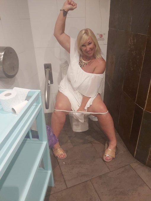 0h dear 😍🤣 https://t.co/KrC3FJcQrQ<a href="/tag/adultwork"class="tags"><span>#adultwork</span></a>