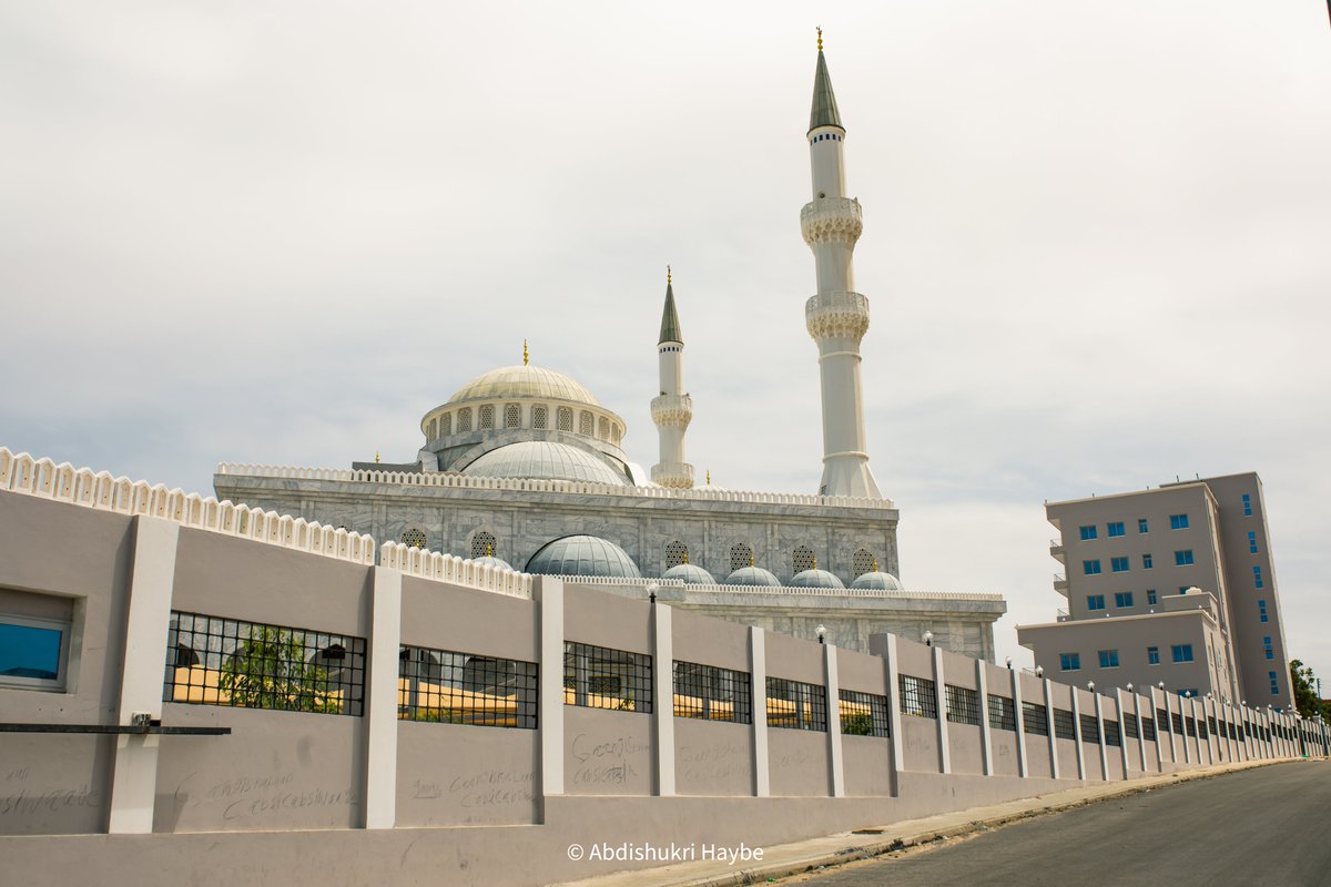 Abdishukrihaybe's tweet image. Photos from the newly built mosque in #Mogadishu, #Somalia.