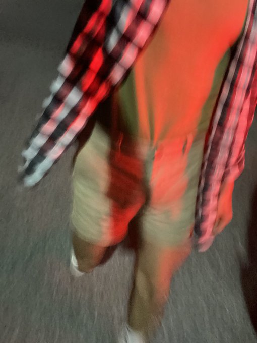 Leaving your dads house with all his clothes on. https://t.co/tpZhygFMUz