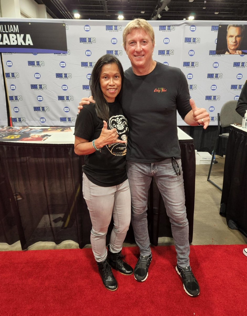 NaniKai02's tweet photo. I went to @fanexpodenver yesterday with my son, Blaze, and met @WilliamZabka a.k.a. "Johnny Lawrence" from The Karate Kid &amp; Cobra Kai (on @netflix) and @MartinKlebba a.k.a. "Marty" on Pirates of the Caribbean. 🥰 What an Awesome Day! 🤙🏽 #fanexpodenver #NoMercy #williamzabka https://t.co/I3GreRlgts