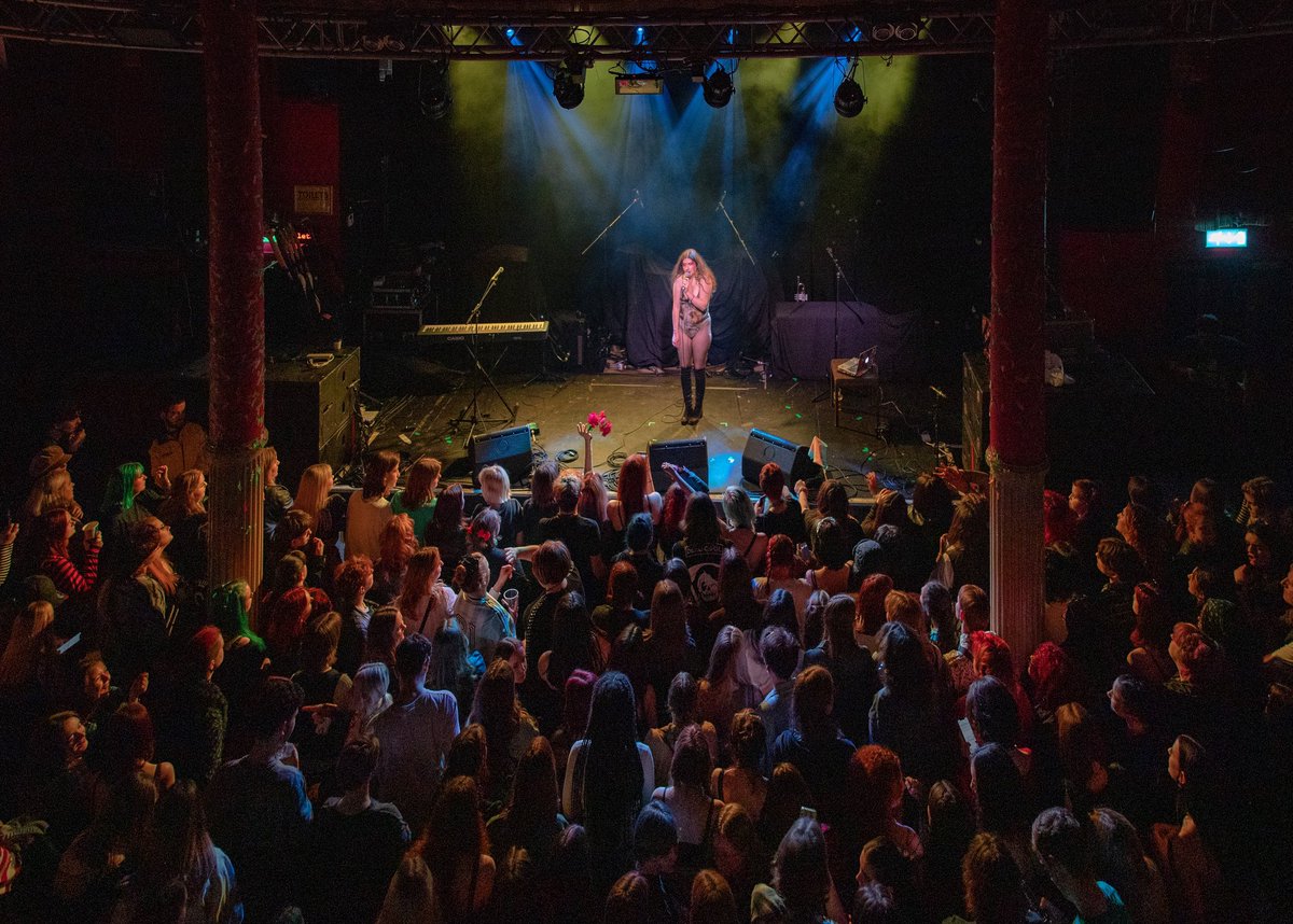 JULY TOUR STARTS THIS TUESDAY!🌻🚌💛

5th - <a href="/rubysessions/">The Ruby Sessions</a> - Doyle's Bar, Dublin
7th - <a href="/Oportobar/">Oporto</a> - Leeds
8th - <a href="/DINAvenue/">DINA Venue</a> - Sheffield
9th - QU A RR Y - Liverpool
13th - <a href="/Sunflowerlounge/">The Sunflower Lounge</a> - Birmingham
29th - <a href="/DeerShed/">Deer Shed Festival</a> - Thirsk

Tickets available here 🎟:
linktr.ee/iambeijaflo