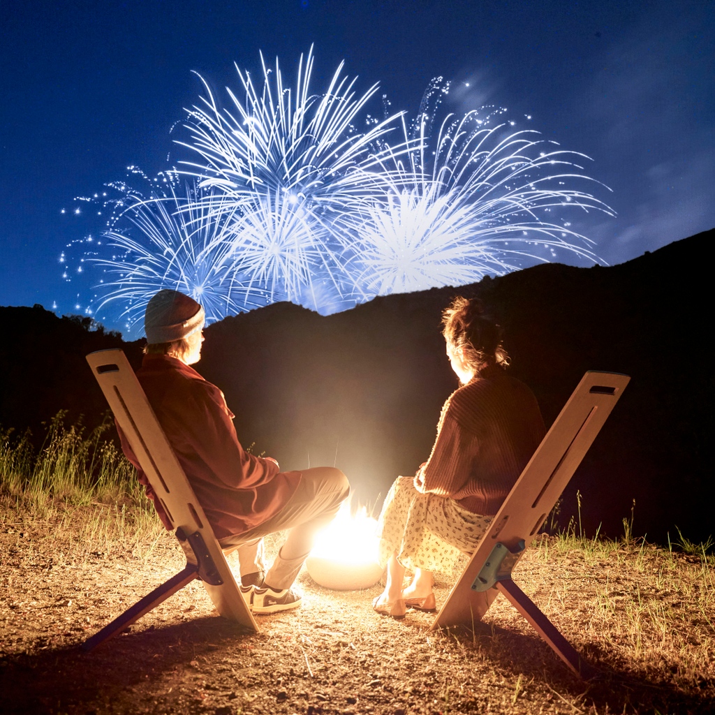 The world's best firework-watching chair is 20% off at l8r.it/rcZ4

Since it's not really the Fourth of July, this isn't a real Fourth of July photo. #photoshop #happythirdofjuly