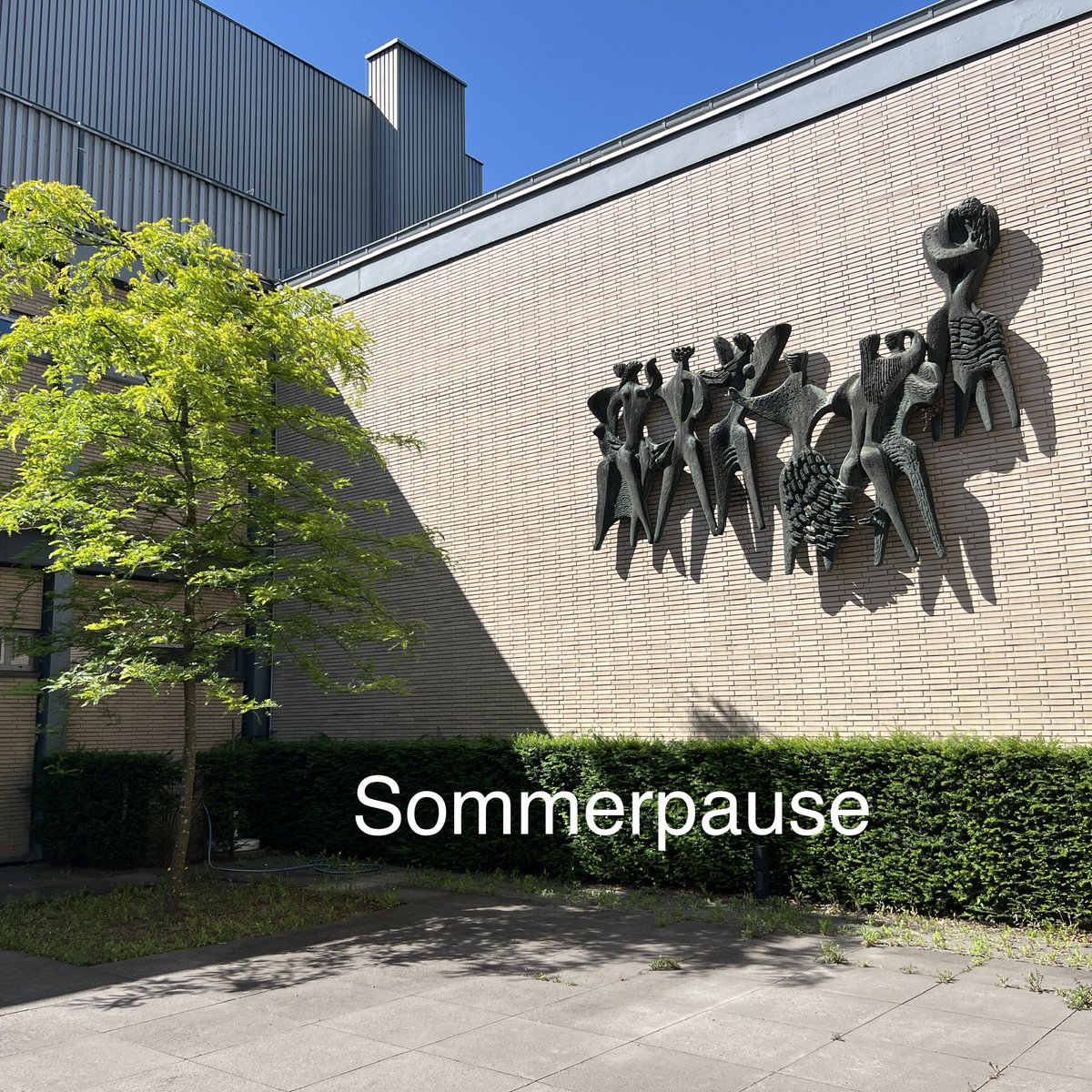 Nach den Ferien folgt dann endlich der lang erwartete und wegen Corona verschobene Besuch der alten Dame.