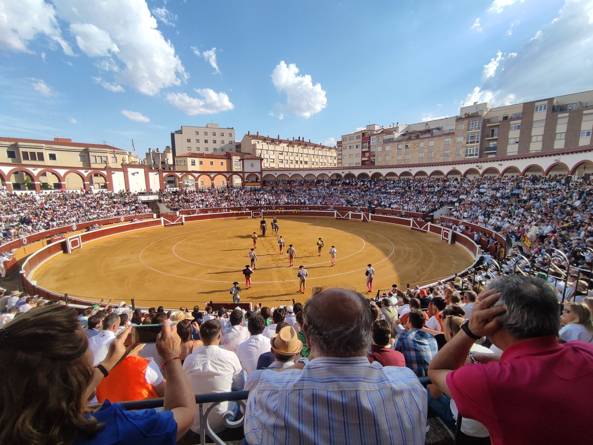 Plaza de Toros de Soria tweet media