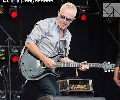 At No 1 on this week's Heritage Chart....Nik Kershaw with Hope &amp; Glory....  <a href="/NikKershaw_HQ/">Nik Kershaw HQ</a> <a href="/NikKershaw/">Nik Kershaw</a> <a href="/DownforceRadio/">Downforce Radio 🧡</a>