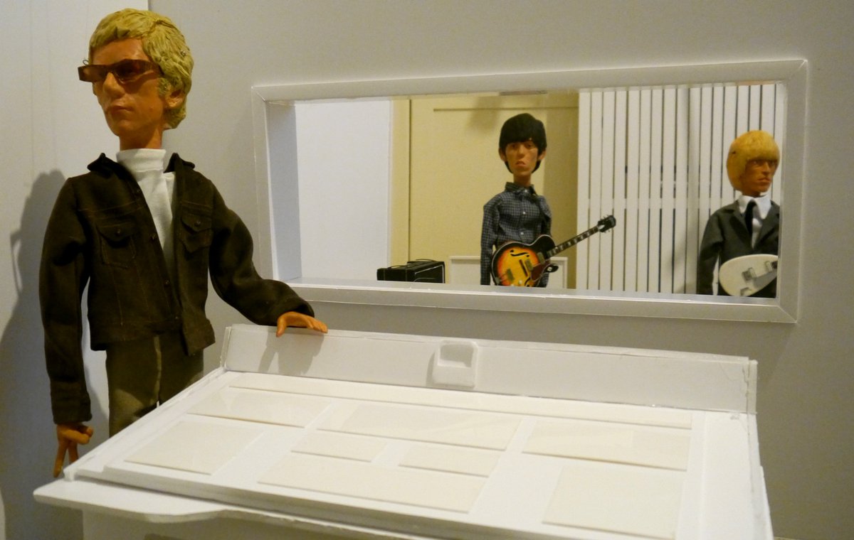 RemarquableRecs's tweet photo. Neat. #RollingStones @loogoldham https://t.co/ZqNh02ghhN