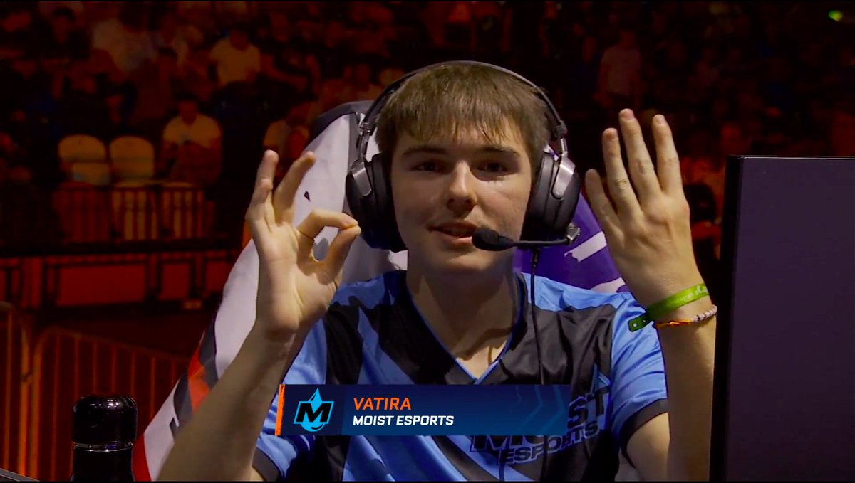 SheepRLE's tweet photo. .@Vatira5 knew.

@MoistEsports move on to the GRAND FINALS.

#RLCS https://t.co/QKTApJq94F