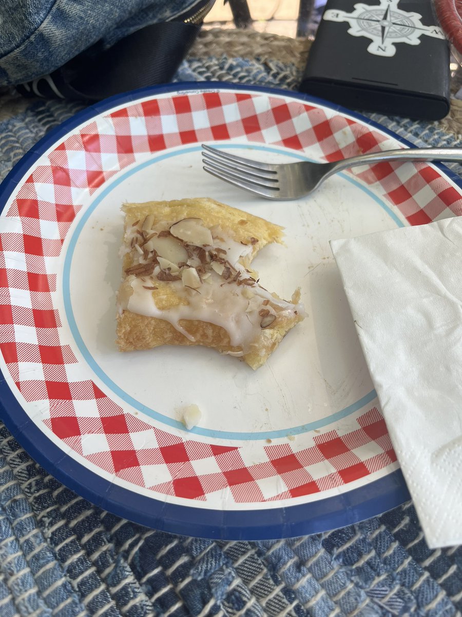 Robert Coyle (@reallybobcoyle) on Twitter photo Sunday of Independence Day weekend, an almond kringle from <a href="/RacineKringle/">Racine Danish Kringles</a> Pure unadulterated joy. #Wienerbrød Sunday of Independence Day weekend, an almond kringle from <a href="/RacineKringle/">Racine Danish Kringles</a> Pure unadulterated joy. #Wienerbrød