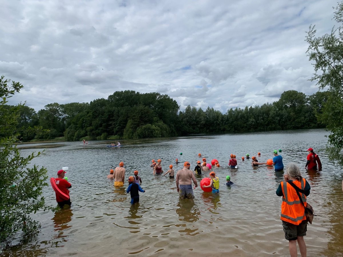EbbsEbbs's tweet photo. Action from today’s #OpenWater tips &amp; coaching plus family swim sessions at #LynfordWater #Norfolk as part of @TheBrecksLP @OSBrecks project with @HeritageFundUK funding
Great that so many #swimmers wanted to learn &amp; family fun

#Wildswimming #lifeguard #swimming #rescue #safety https://t.co/GxH7GKWQRS