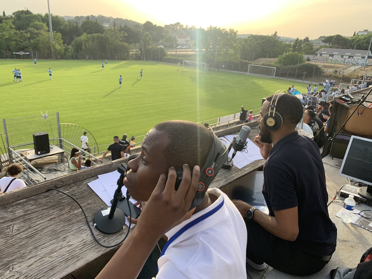 Rendez-vous désormais incontournable, la finale de la @hcupmarseille entre l’équipe du Clos en 4-2-3-1 et Félix-Pyat en 3-3-2-2, avec les excellents <a href="/CarterChnine/">A. 🇰🇲</a> et <a href="/linstant_n/">L’instant N</a> aux commentaires