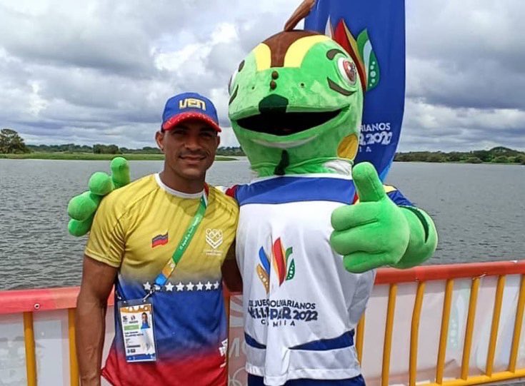 Somoszulianidad's tweet photo. Atletas zulianos aportan ocho medallas en la primera semana de los Juegos Bolivarianos https://t.co/gVe71SYPLC https://t.co/feT0gqfk5A